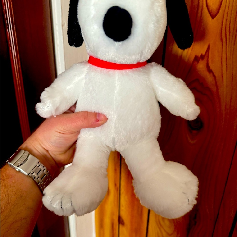 Snoopy stuffed animal